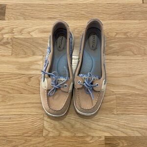 Sperry boat shoes
